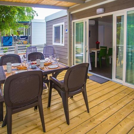 Cherry Premium Jade Mobile Homes Zelena Laguna 波雷奇 外观 照片