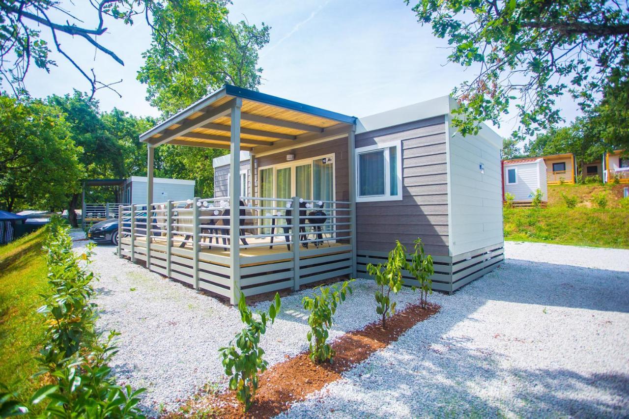 Cherry Premium Jade Mobile Homes Zelena Laguna 波雷奇 外观 照片
